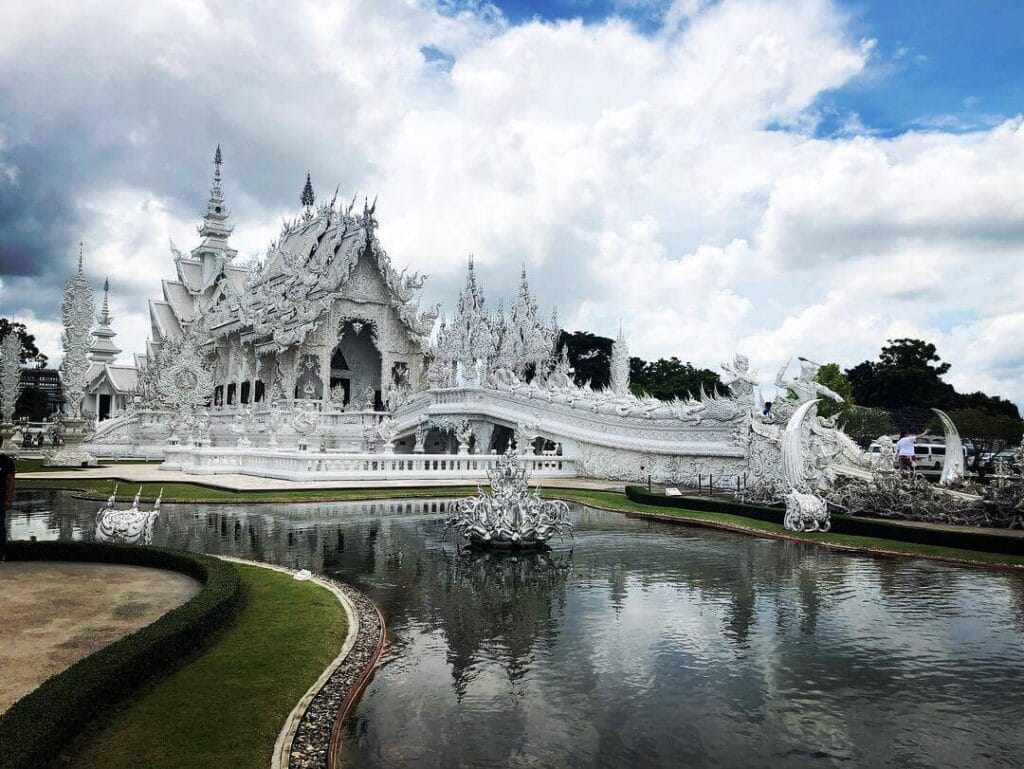 Thailand Temple about outdoor adventure travel blog - Thailand Temple